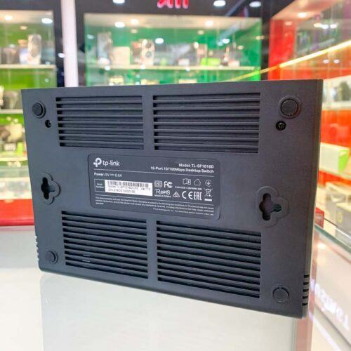 mặt sau Switch TP-Link TL-SF1016D