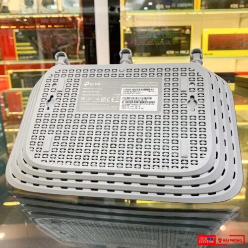 ảnh chụp đế của Bộ phát wifi TP-Link Archer C20 Wireless AC750