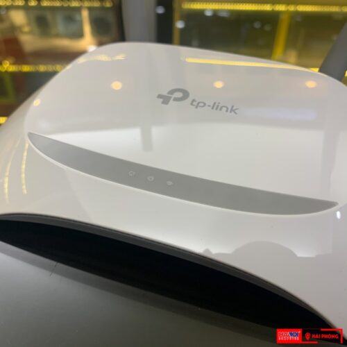 ảnh chụp logo TP link trên Bộ phát wifi TP-Link TL-WR840N Wireless N300Mbps