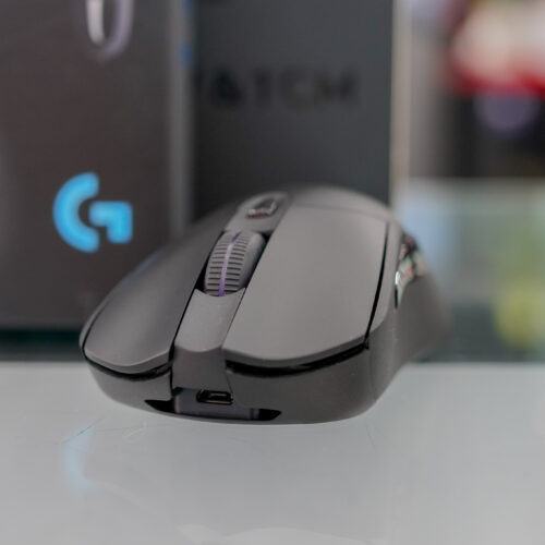 Chuột chơi game Logitech G703 Hero Lightspeed Wireless Gaming