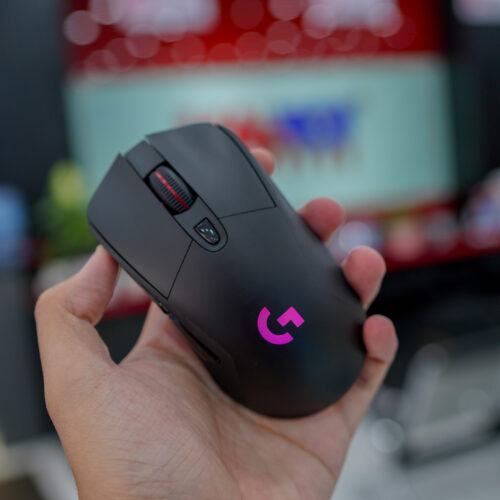 Chuột chơi game Logitech G703 Hero Lightspeed Wireless Gaming