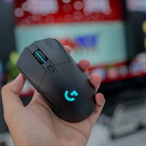 Chuột chơi game Logitech G703 Hero Lightspeed Wireless Gaming