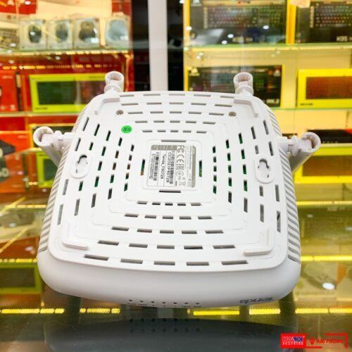 ảnh chụp mặt đáy Bộ phát wifi Tenda F9 Wireless N600Mbps