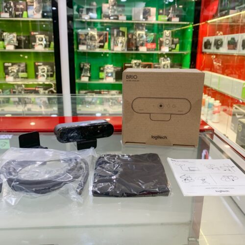 ảnh chụp Webcam Logitech BRIO Ultra HD Pro cùng phụ kiện