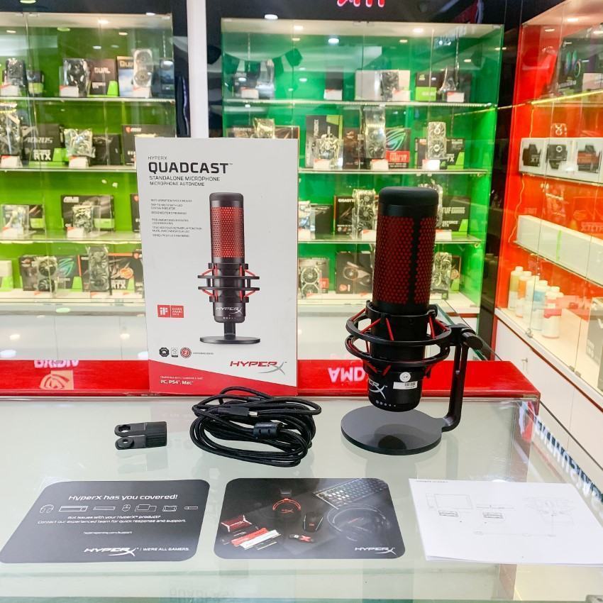 ảnh chụp Microphone Kingston HyperX Quadcast Gaming Black Red cùng phụ kiện đi kèm