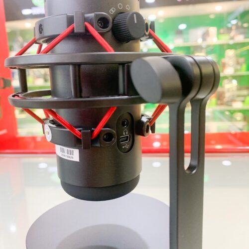 ảnh chụp khu vực chống shock của Microphone Kingston HyperX Quadcast Gaming Black Red