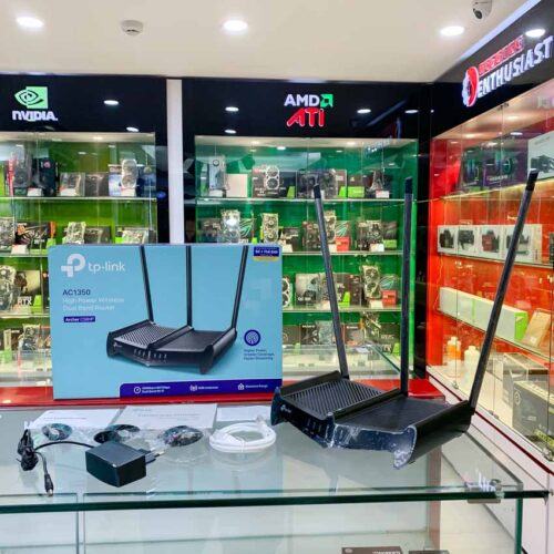 ảnh chụp Bộ phát wifi TP-Link Archer C58HP AC1350Mbps cùng phụ kiện đi kèm