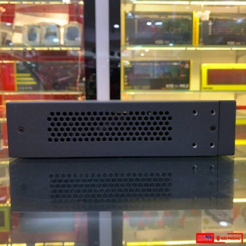 ảnh chụp mặt ngang Switch TP-Link TL-SG1016