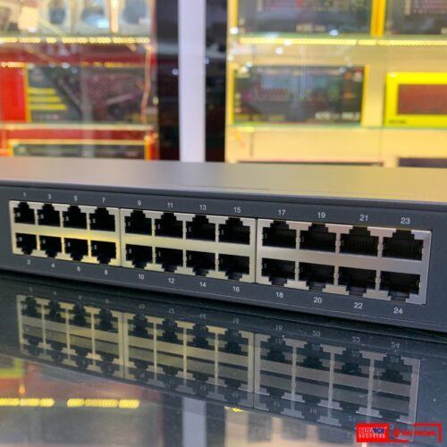 ảnh chụp chi tiết cổng kết nối của Switch TP-Link TL-SG1024