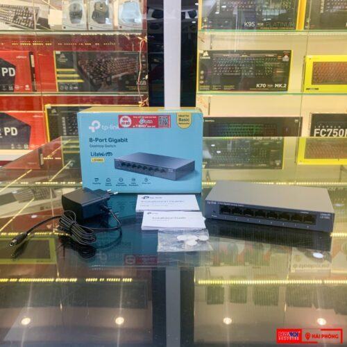 ảnh chụp Switch TP-Link LS108G cùng phụ kiện đi kèm