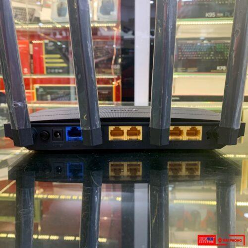 ảnh chụp cổng kết nối trên Bộ phát wifi TP-Link Archer C80 Wireless AC1900Mbps