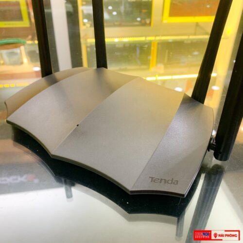 ảnh chụp phía trên Bộ phát wifi Tenda AC8