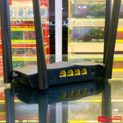 ảnh chụp cổng kết nối của Bộ phát wifi Tenda AC8