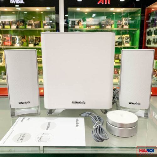 ảnh chụp Loa Microlab M600BT Bluetooth 2.1 cùng phụ kiện đi kèm