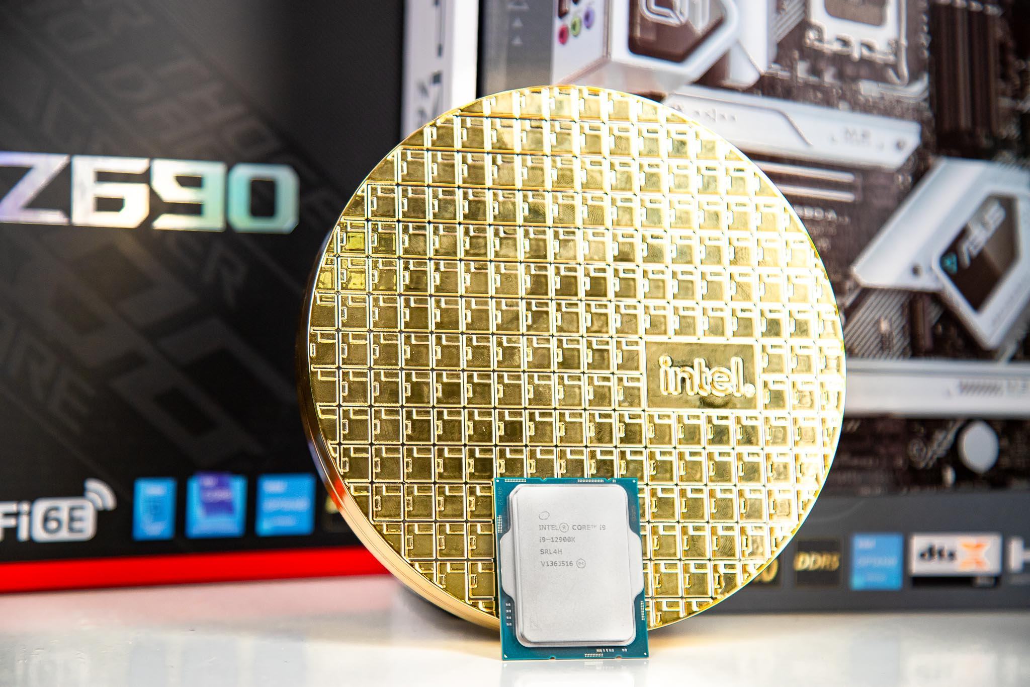 CPU Intel Core i9-12900K (3.9GHz turbo up to 5.2Ghz, 16 nhân 24 luồng, 30MB Cache, 125W) - Socket Intel LGA 1700/Alder Lake)