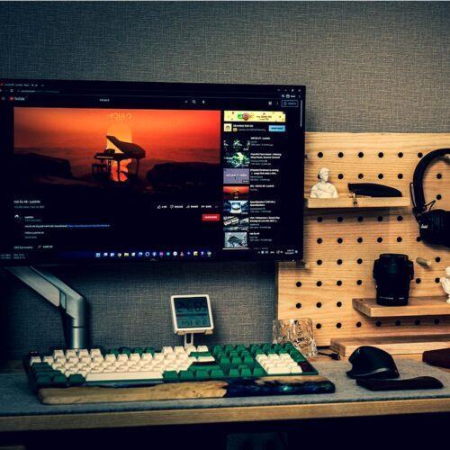 Giá treo màn hình Human Motion T2