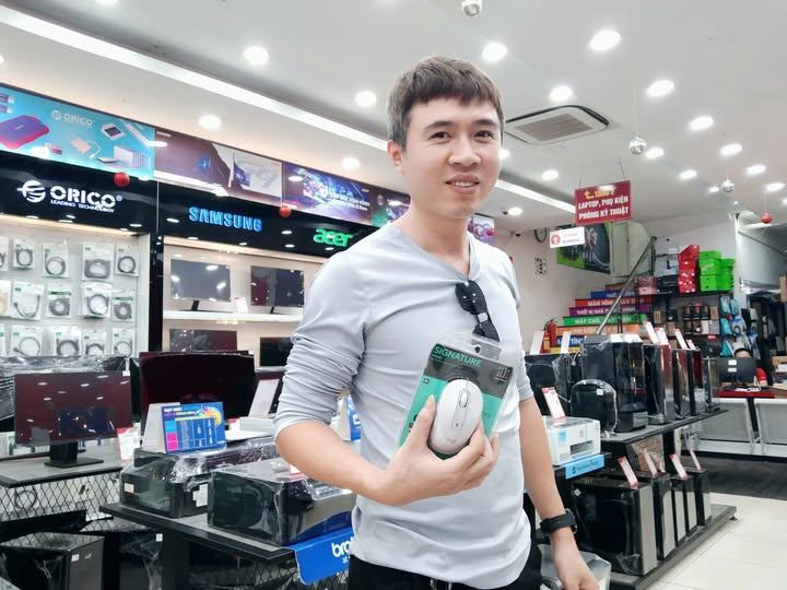 KHLMC Chuột không dây Logitech M650 Signature Off-white (USB/Bluetooth/Pin AA/Trắng)