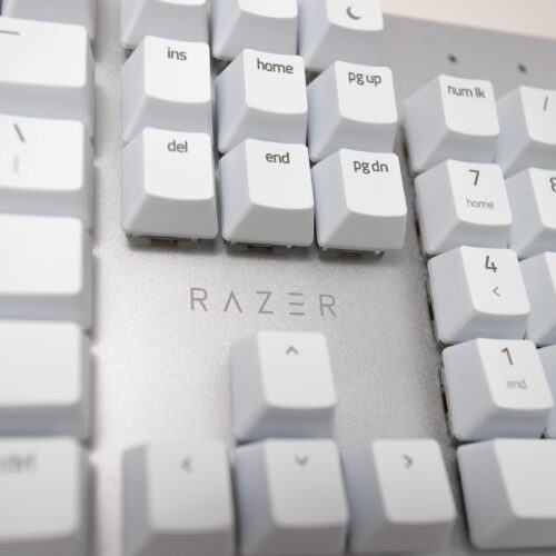 Bàn phím không dây Razer Pro Type Ultra Wireless Productivity (RZ03-04110100-R3M1)