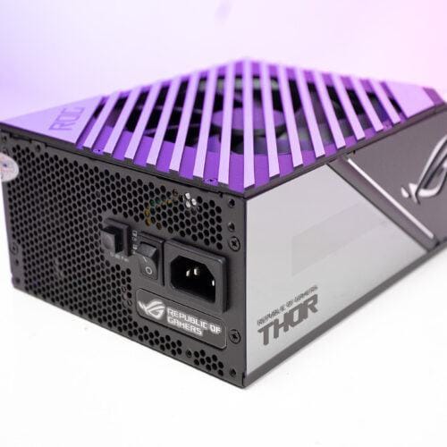 Nguồn  ASUS ROG THOR - 1000P2 Gaming Platinum - 1000W ( Màu Đen/80 Plus Platinum / Full Modular)