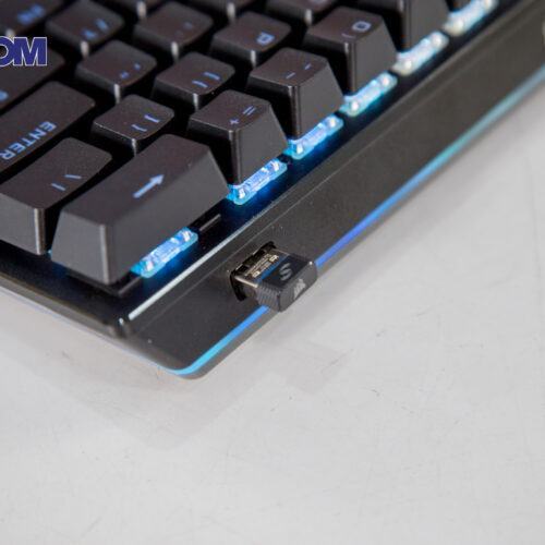 Bàn phím game không dây Corsair K70 Pro Mini đen Speed sw (CH-9189014-NA)