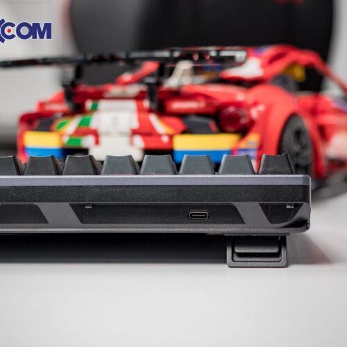 Bàn phím Gaming không dây ASUS ROG AZOTH NX Đen Red Switch (Wireless/Bluetooth/USB/OLED-SCR) 90MP0316-BKUA01