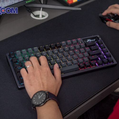 Bàn phím Gaming không dây ASUS ROG AZOTH NX Đen Red Switch (Wireless/Bluetooth/USB/OLED-SCR) 90MP0316-BKUA01