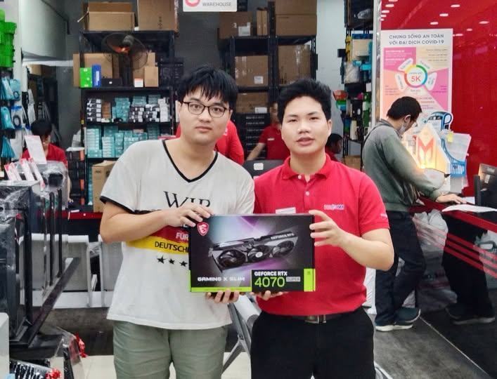 KHLMC Card màn hình MSI RTX 4070 SUPER 12G GAMING X SLIM