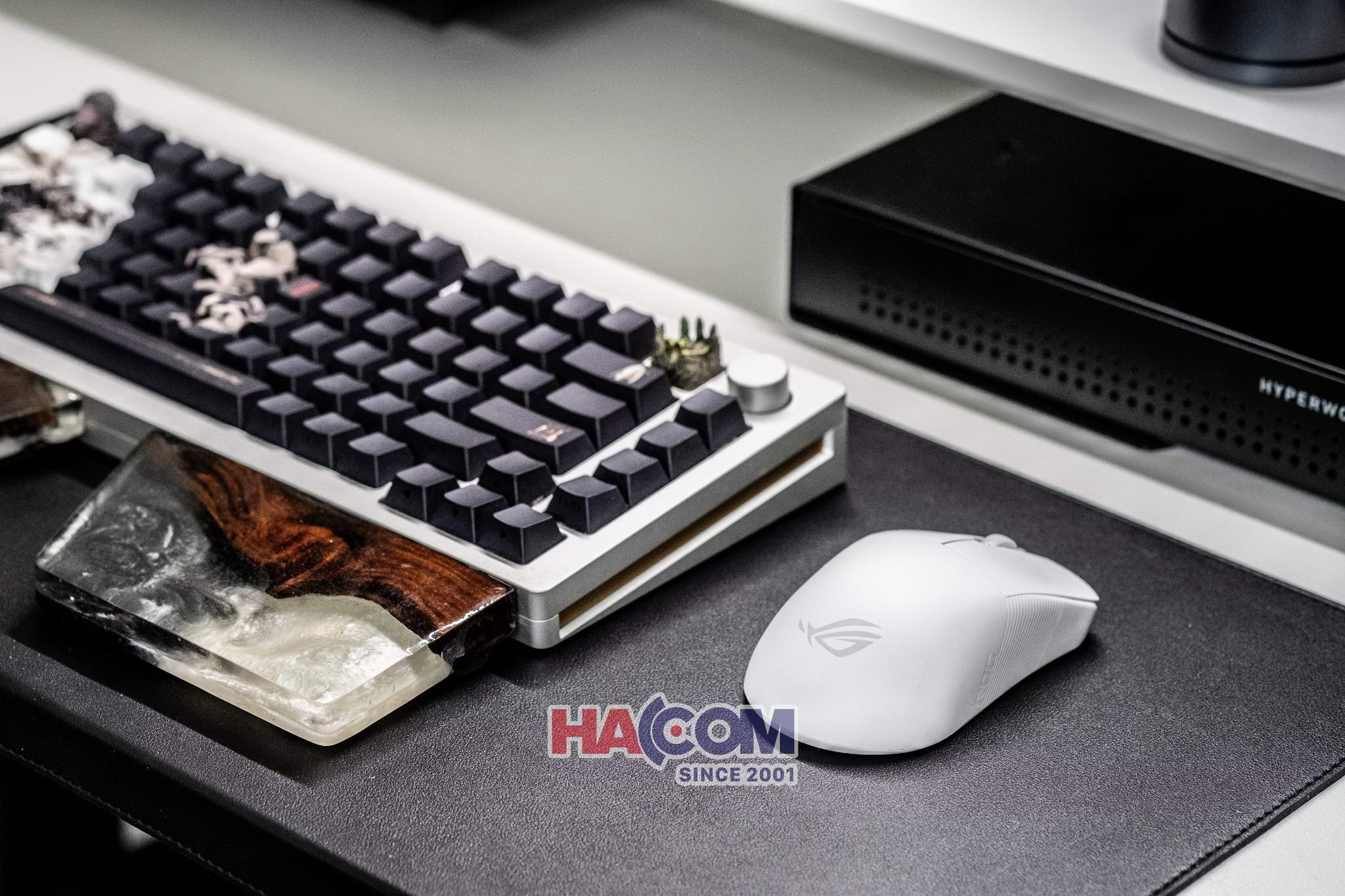 Chuột Gaming Asus ROG Harpe Ace Mini White
