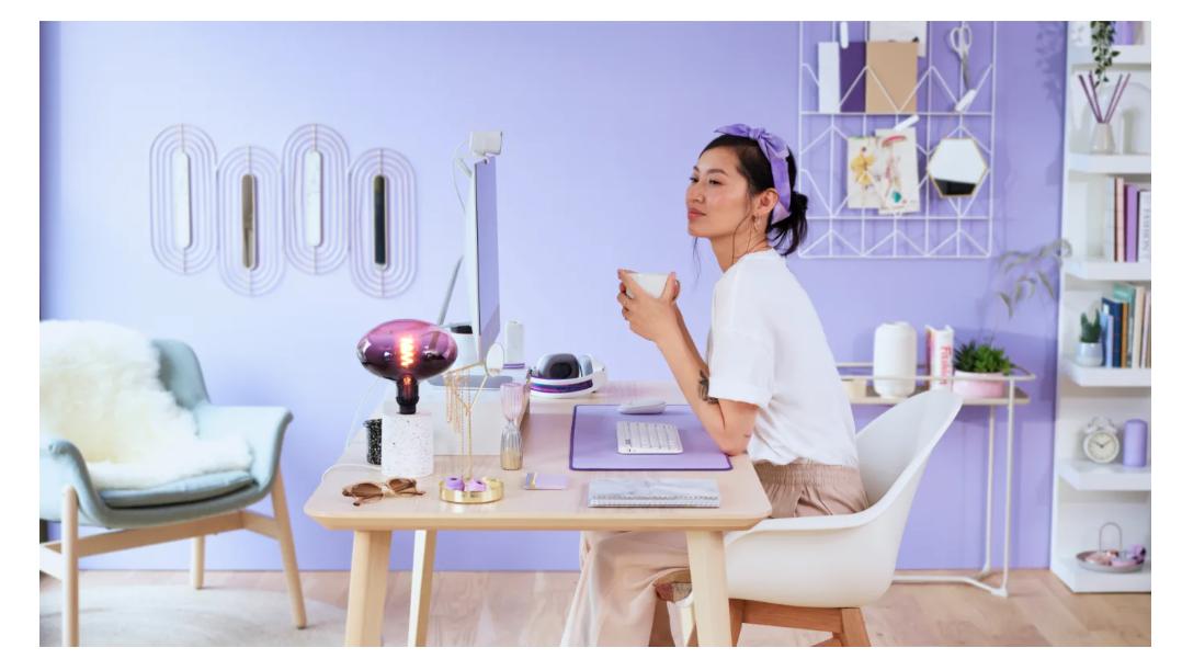 Bàn di chuột LOGITECH DESKMAT MOUSEPAD HỒNG (300 x 700 x 2mm) _ 956-00004 5