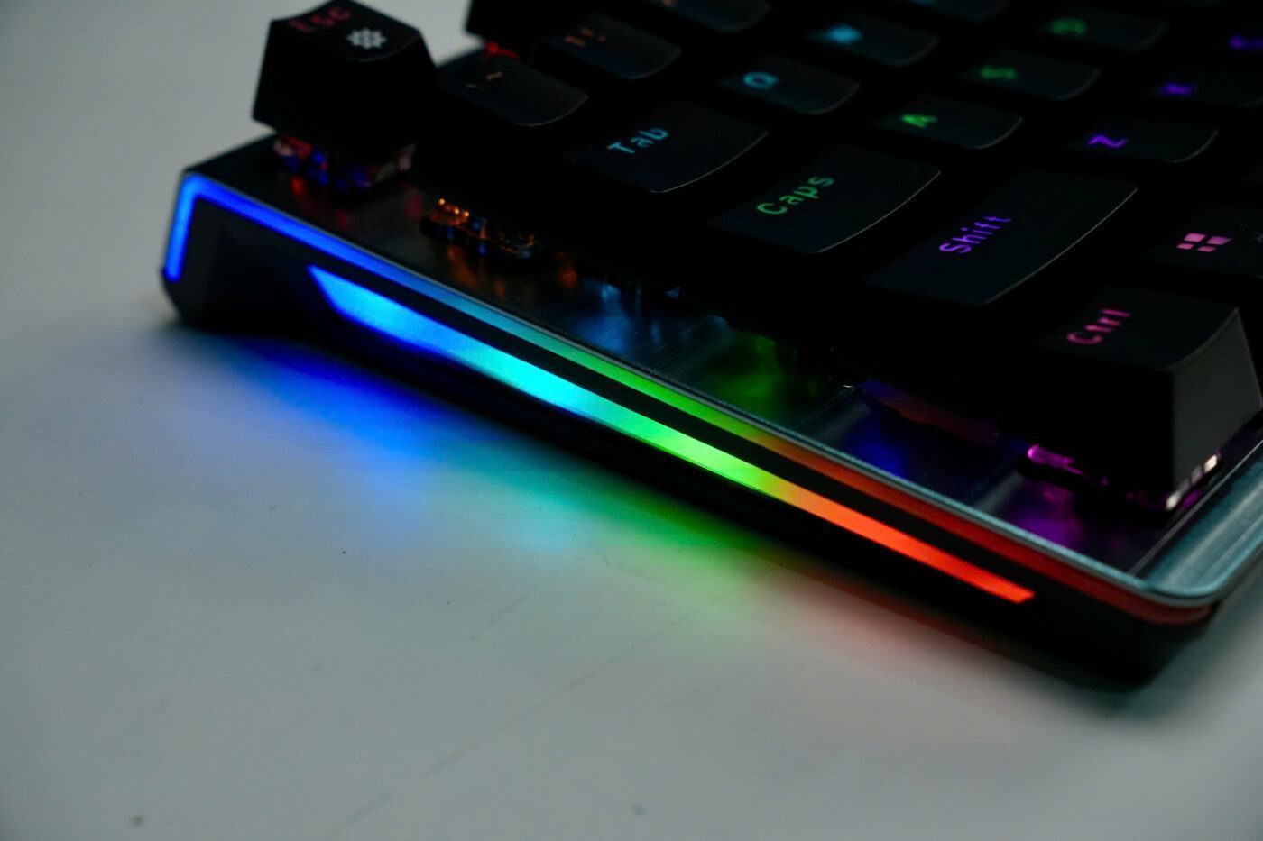 Bàn phím quang cơ gaming có dây Rapoo V520 2