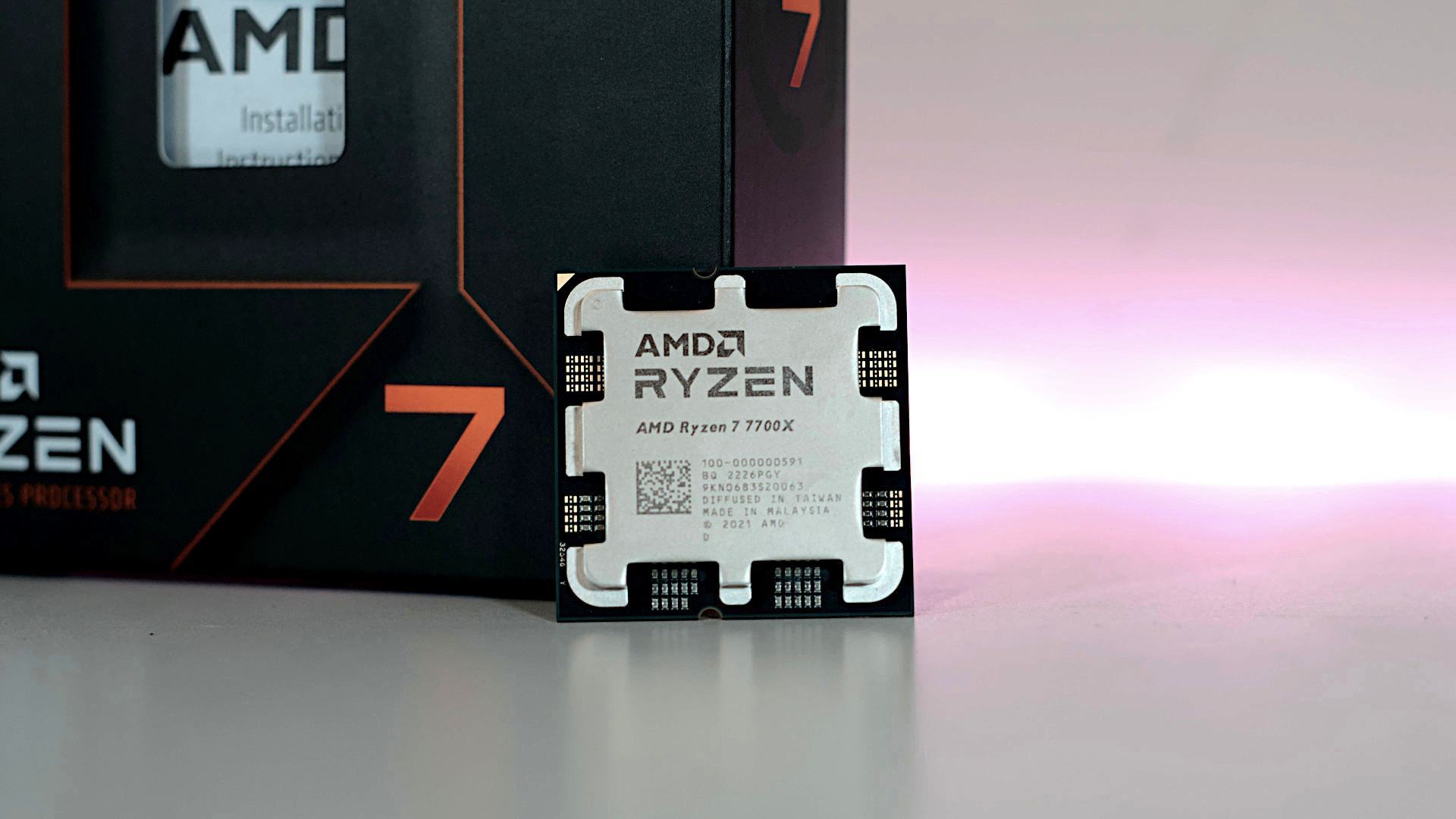 cpu-amd-ryzen-7-7700x-4.5-ghz-upto-5.4ghz-40mb-8-cores-16-threads-105w-socket-am5