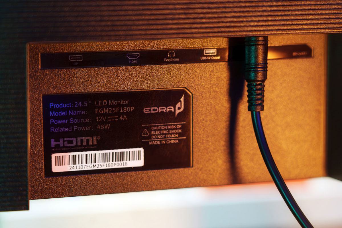 man-hinh-edra-egm25f180p-mo-ta-4-1 man hinh edra egm25f180p mo ta 4 1