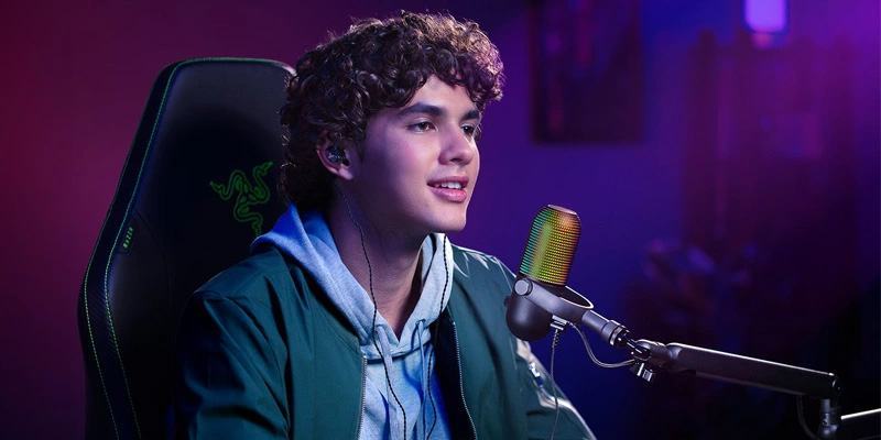 Thiết bị thu âm Razer Seiren V3 Chroma - Quartz Edition (RZ19-05060300-R3M1) 2